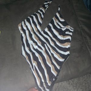 Vixen haus metalic tiger